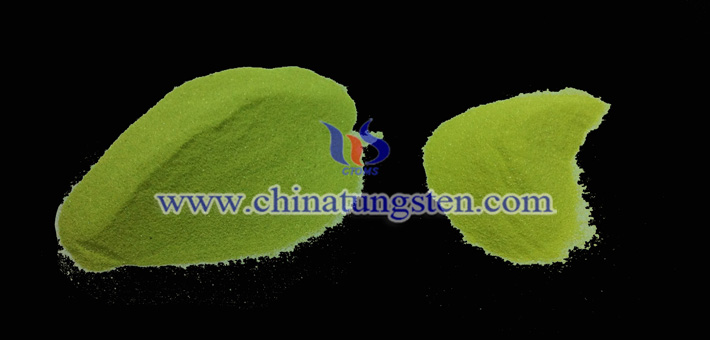 nano yellow tungsten oxide powder applied for thermal insulation dispersion liquid picture